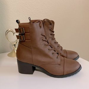 Cognac brown ankle booties. Zip up with laces and small chunky heel. Size 6 1/2